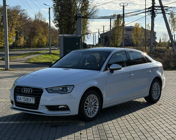Белый Ауди А3, объемом двигателя 1.97 л и пробегом 107 тыс. км за 18500 $, фото 1 на Automoto.ua