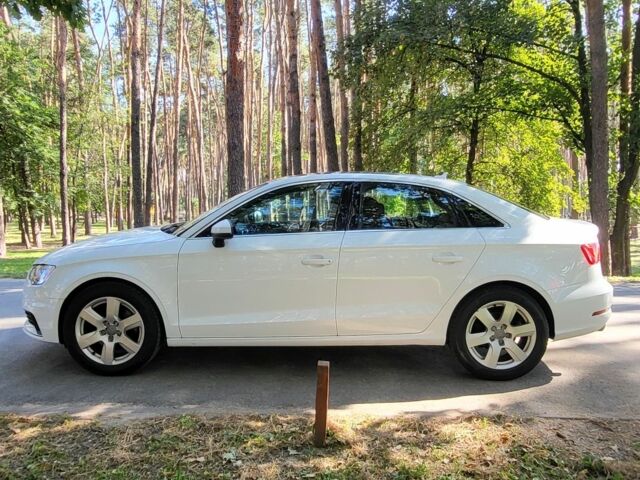 Белый Ауди А3, объемом двигателя 2 л и пробегом 130 тыс. км за 13999 $, фото 3 на Automoto.ua