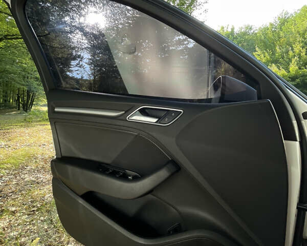 Белый Ауди А3, объемом двигателя 1.8 л и пробегом 190 тыс. км за 13300 $, фото 19 на Automoto.ua