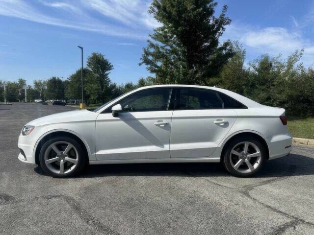 Білий Ауді А3, об'ємом двигуна 2 л та пробігом 41 тис. км за 7200 $, фото 1 на Automoto.ua