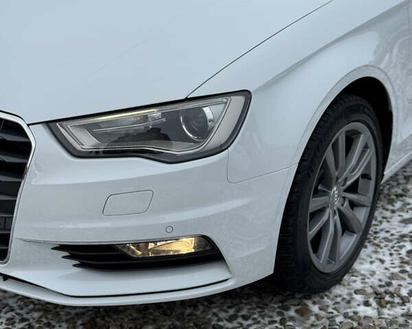 Білий Ауді А3, об'ємом двигуна 2 л та пробігом 102 тис. км за 18999 $, фото 38 на Automoto.ua