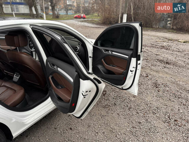 Білий Ауді А3, об'ємом двигуна 2 л та пробігом 158 тис. км за 14999 $, фото 16 на Automoto.ua