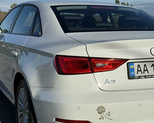 Белый Ауди А3, объемом двигателя 1.97 л и пробегом 107 тыс. км за 18500 $, фото 12 на Automoto.ua