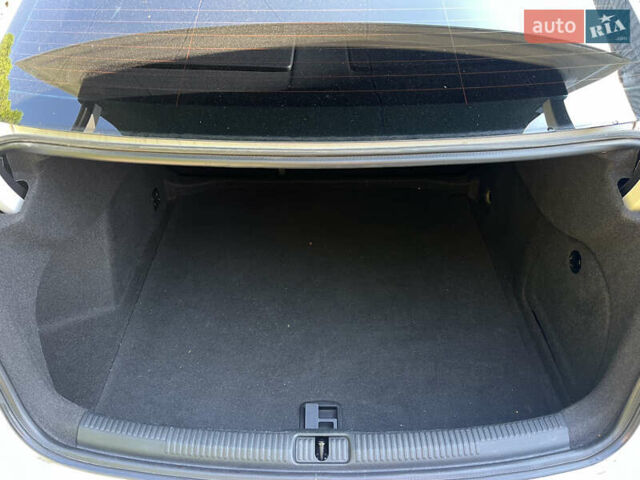 Белый Ауди А3, объемом двигателя 1.8 л и пробегом 123 тыс. км за 15300 $, фото 27 на Automoto.ua