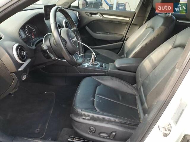 Белый Ауди А3, объемом двигателя 2 л и пробегом 80 тыс. км за 2300 $, фото 6 на Automoto.ua