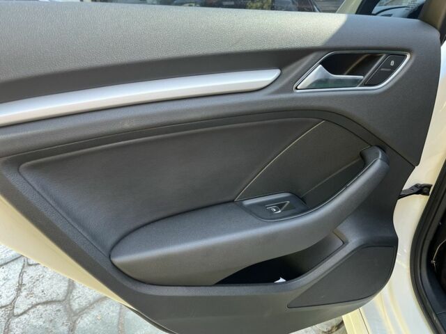 Белый Ауди А3, объемом двигателя 1.8 л и пробегом 123 тыс. км за 14600 $, фото 16 на Automoto.ua