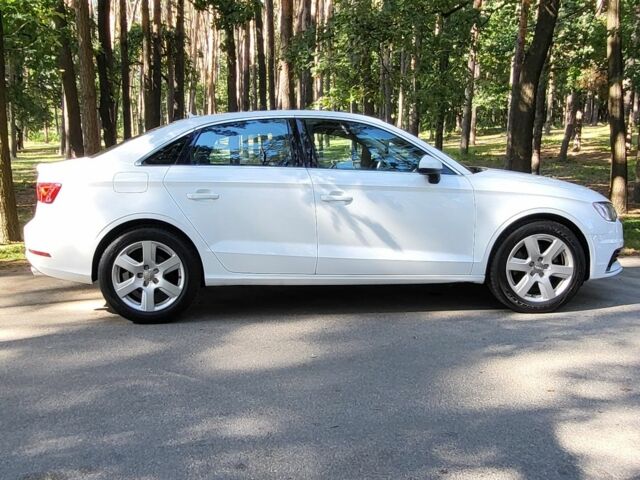 Белый Ауди А3, объемом двигателя 2 л и пробегом 130 тыс. км за 13999 $, фото 1 на Automoto.ua