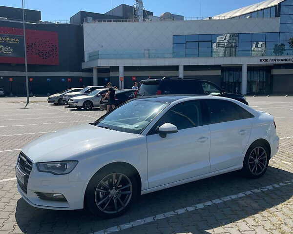 Белый Ауди А3, объемом двигателя 2 л и пробегом 160 тыс. км за 17000 $, фото 4 на Automoto.ua
