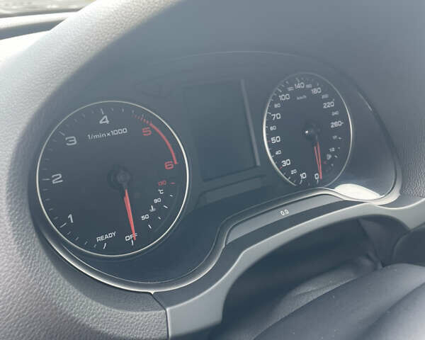 Білий Ауді А3, об'ємом двигуна 1.97 л та пробігом 63 тис. км за 20200 $, фото 23 на Automoto.ua