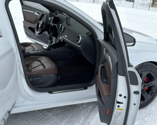 Білий Ауді А3, об'ємом двигуна 2 л та пробігом 110 тис. км за 12499 $, фото 10 на Automoto.ua