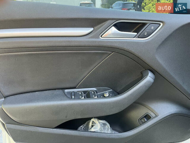 Белый Ауди А3, объемом двигателя 1.8 л и пробегом 123 тыс. км за 15300 $, фото 12 на Automoto.ua