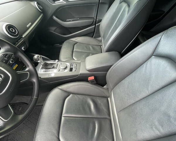 Білий Ауді А3, об'ємом двигуна 1.97 л та пробігом 63 тис. км за 20200 $, фото 22 на Automoto.ua