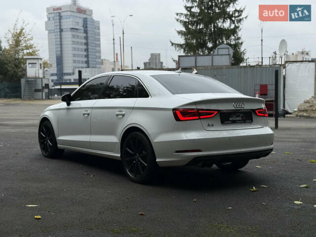 Білий Ауді А3, об'ємом двигуна 1.8 л та пробігом 156 тис. км за 13000 $, фото 4 на Automoto.ua