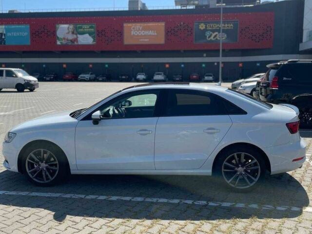 Ауди А3 2016 в Корсунь-Шевченковском на Automoto.ua Белый Ауди А3, объемом двигателя 2 л и пробегом 159 тыс. км за 17500 $, фото 10 на Automoto.ua
