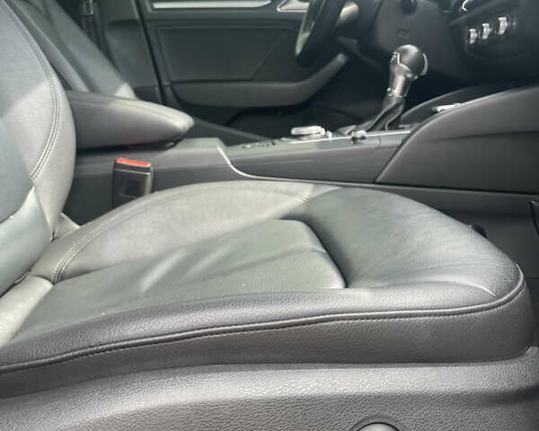 Білий Ауді А3, об'ємом двигуна 1.97 л та пробігом 63 тис. км за 20200 $, фото 34 на Automoto.ua