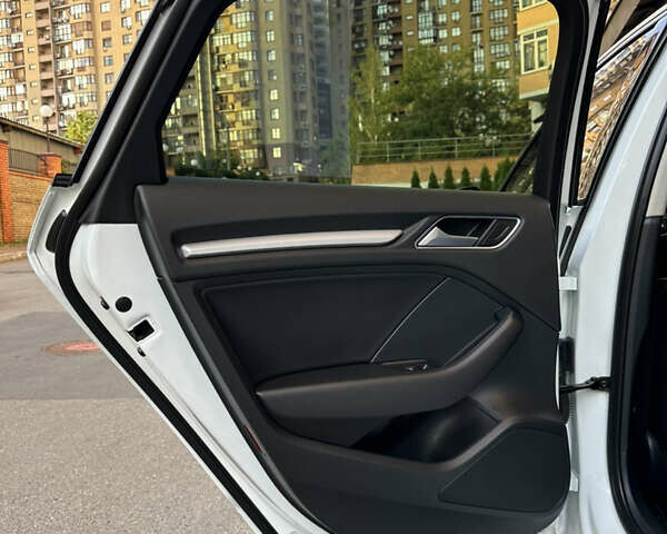 Белый Ауди А3, объемом двигателя 1.97 л и пробегом 142 тыс. км за 17800 $, фото 26 на Automoto.ua