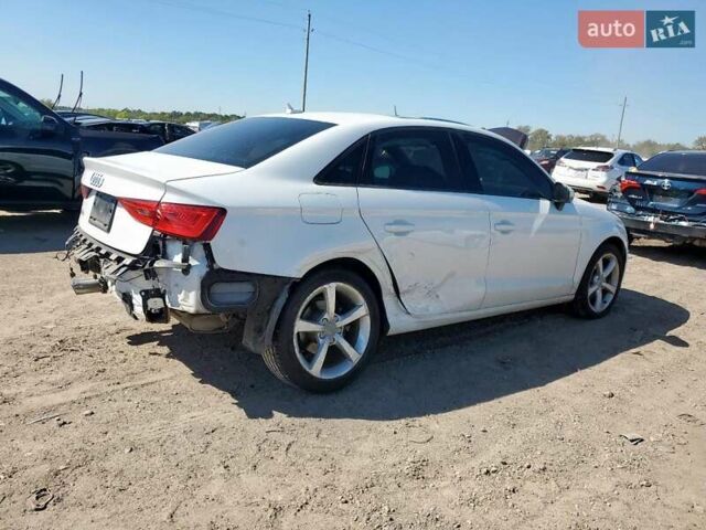 Белый Ауди А3, объемом двигателя 1.8 л и пробегом 35 тыс. км за 2000 $, фото 2 на Automoto.ua