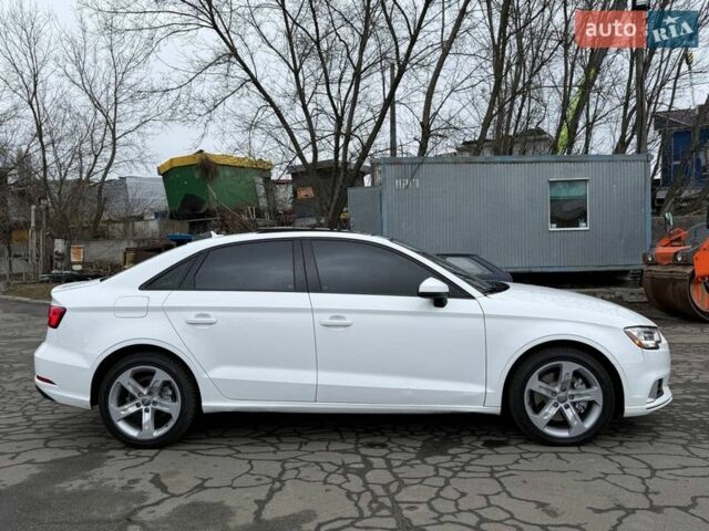 Білий Ауді А3, об'ємом двигуна 1.98 л та пробігом 240 тис. км за 11499 $, фото 4 на Automoto.ua