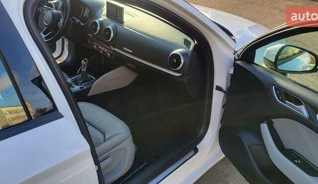 Білий Ауді А3, об'ємом двигуна 1.98 л та пробігом 262 тис. км за 13500 $, фото 9 на Automoto.ua