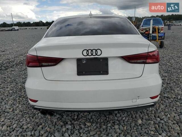 Белый Ауди А3, объемом двигателя 2 л и пробегом 145 тыс. км за 1500 $, фото 2 на Automoto.ua