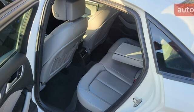 Білий Ауді А3, об'ємом двигуна 1.98 л та пробігом 262 тис. км за 13500 $, фото 13 на Automoto.ua