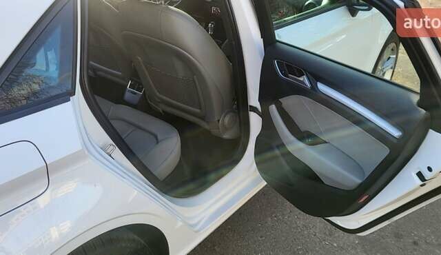 Білий Ауді А3, об'ємом двигуна 1.98 л та пробігом 262 тис. км за 13500 $, фото 10 на Automoto.ua