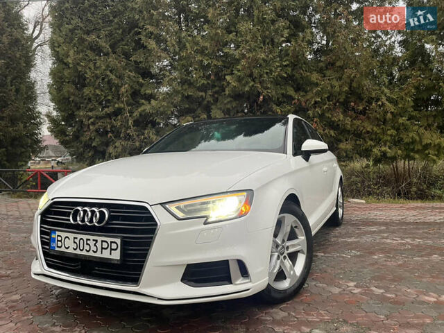 Белый Ауди А3, объемом двигателя 2 л и пробегом 165 тыс. км за 14500 $, фото 1 на Automoto.ua