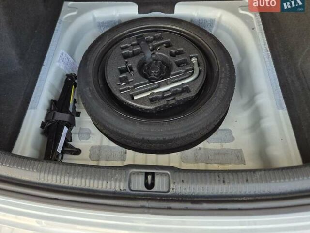 Білий Ауді А3, об'ємом двигуна 2 л та пробігом 146 тис. км за 15900 $, фото 10 на Automoto.ua