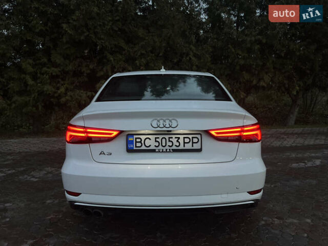Белый Ауди А3, объемом двигателя 2 л и пробегом 165 тыс. км за 14500 $, фото 5 на Automoto.ua