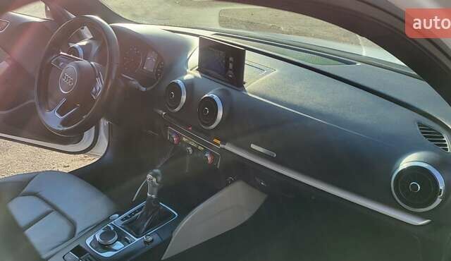 Білий Ауді А3, об'ємом двигуна 1.98 л та пробігом 262 тис. км за 13500 $, фото 18 на Automoto.ua
