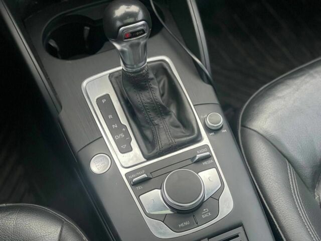 Білий Ауді А3, об'ємом двигуна 2 л та пробігом 147 тис. км за 16300 $, фото 14 на Automoto.ua