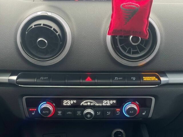 Білий Ауді А3, об'ємом двигуна 2 л та пробігом 147 тис. км за 16300 $, фото 12 на Automoto.ua