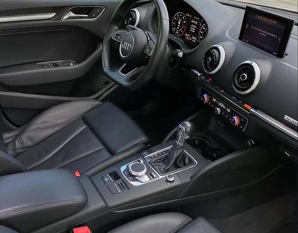 Білий Ауді А3, об'ємом двигуна 1.98 л та пробігом 77 тис. км за 18000 $, фото 3 на Automoto.ua