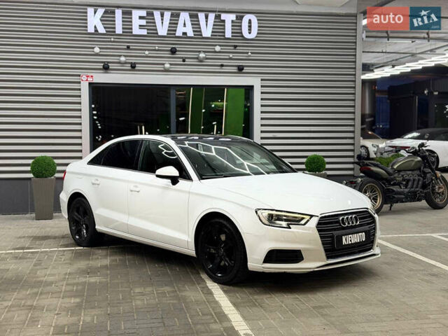 Белый Ауди А3, объемом двигателя 2 л и пробегом 170 тыс. км за 13900 $, фото 8 на Automoto.ua