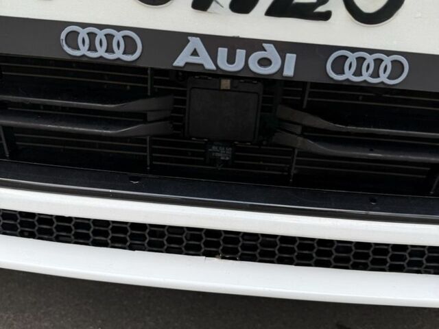 Білий Ауді А3, об'ємом двигуна 2 л та пробігом 99 тис. км за 16000 $, фото 4 на Automoto.ua