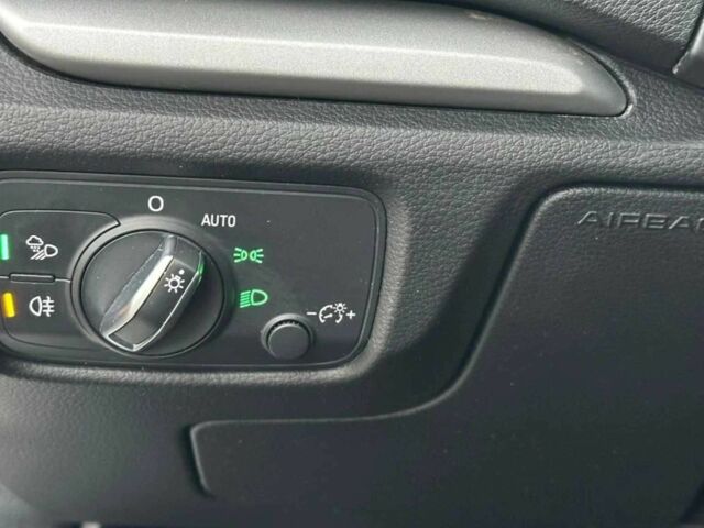 Белый Ауди А3, объемом двигателя 2 л и пробегом 149 тыс. км за 15000 $, фото 12 на Automoto.ua