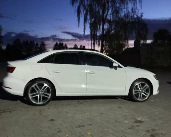 Білий Ауді А3, об'ємом двигуна 2 л та пробігом 99 тис. км за 16100 $, фото 4 на Automoto.ua