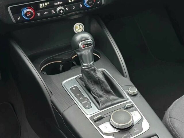 Белый Ауди А3, объемом двигателя 2 л и пробегом 149 тыс. км за 15000 $, фото 11 на Automoto.ua