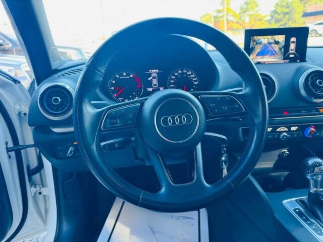 Білий Ауді А3, об'ємом двигуна 2 л та пробігом 47 тис. км за 5500 $, фото 7 на Automoto.ua
