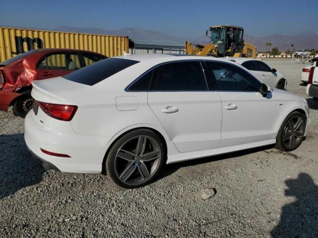 Білий Ауді А3, об'ємом двигуна 2 л та пробігом 61 тис. км за 3300 $, фото 2 на Automoto.ua
