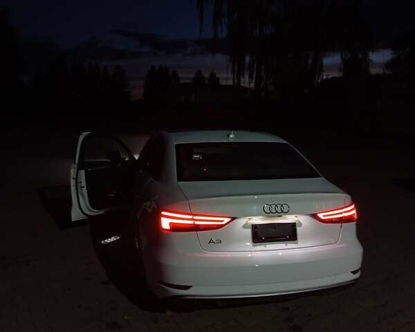 Білий Ауді А3, об'ємом двигуна 2 л та пробігом 99 тис. км за 16100 $, фото 11 на Automoto.ua
