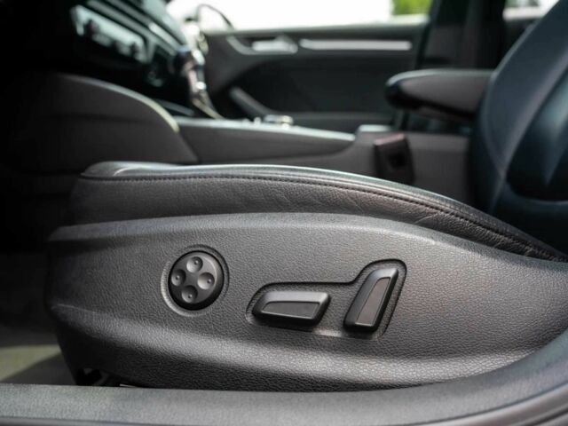 Білий Ауді А3, об'ємом двигуна 2 л та пробігом 73 тис. км за 11000 $, фото 16 на Automoto.ua