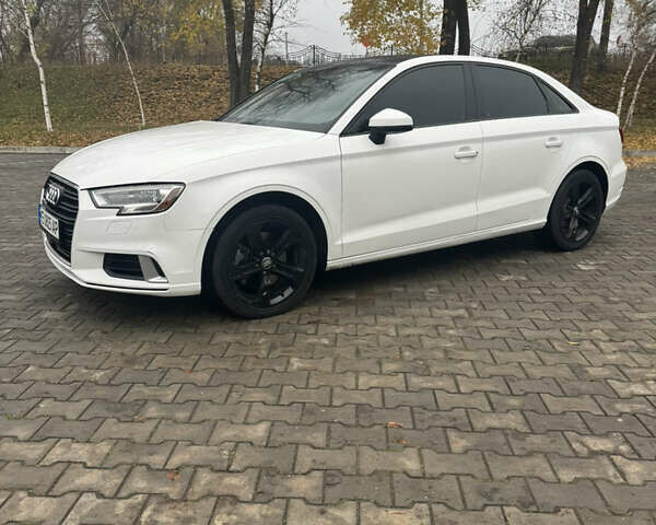 Белый Ауди А3, объемом двигателя 1.98 л и пробегом 97 тыс. км за 16700 $, фото 9 на Automoto.ua