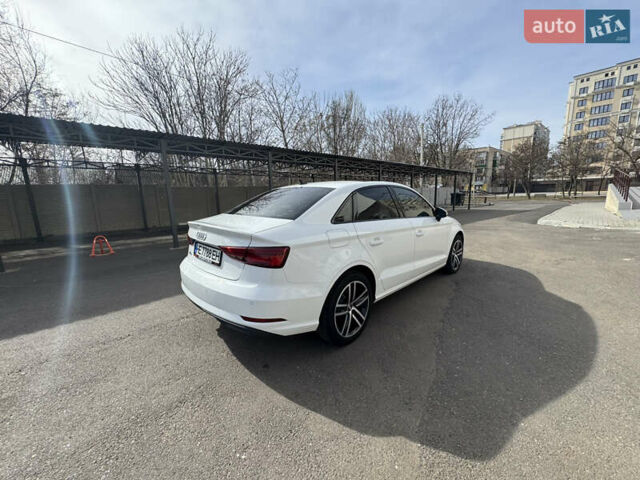 Белый Ауди А3, объемом двигателя 1.98 л и пробегом 80 тыс. км за 24000 $, фото 5 на Automoto.ua
