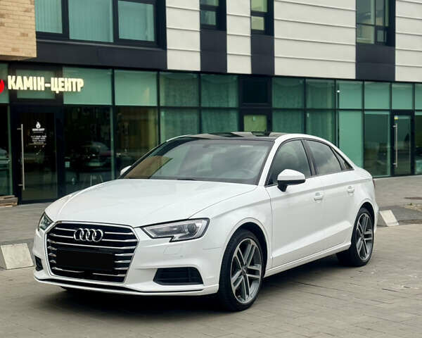 Ауди А3 2020 в Хмельницком на Automoto.ua Белый Ауди А3, объемом двигателя 1.98 л и пробегом 69 тыс. км за 16500 $, фото 1 на Automoto.ua