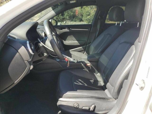Белый Ауди А3, объемом двигателя 2 л и пробегом 45 тыс. км за 8600 $, фото 6 на Automoto.ua