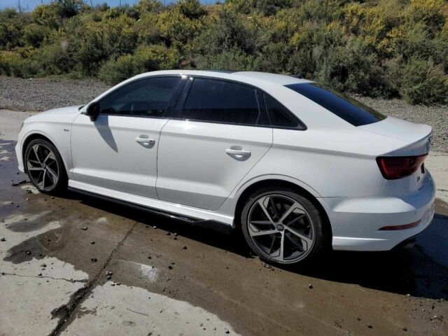 Белый Ауди А3, объемом двигателя 2 л и пробегом 45 тыс. км за 8600 $, фото 2 на Automoto.ua