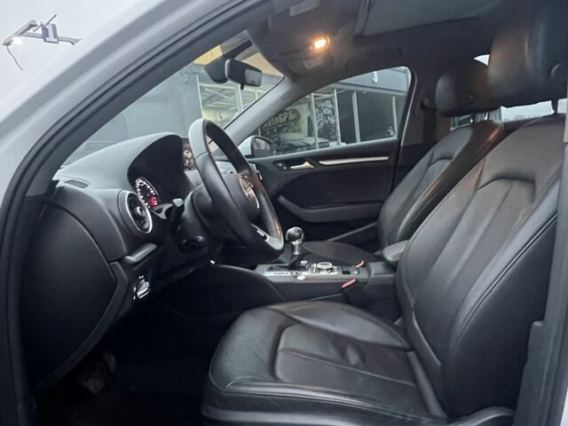 Белый Ауди А3, объемом двигателя 2 л и пробегом 168 тыс. км за 16800 $, фото 23 на Automoto.ua