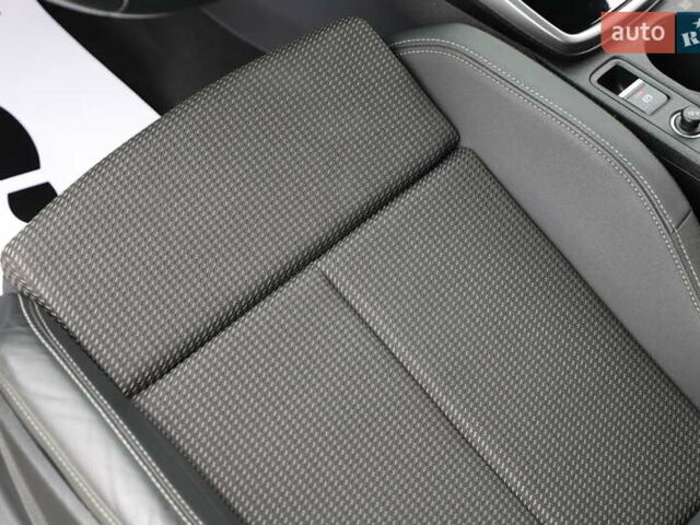 Білий Ауді А3, об'ємом двигуна 2 л та пробігом 139 тис. км за 27900 $, фото 56 на Automoto.ua