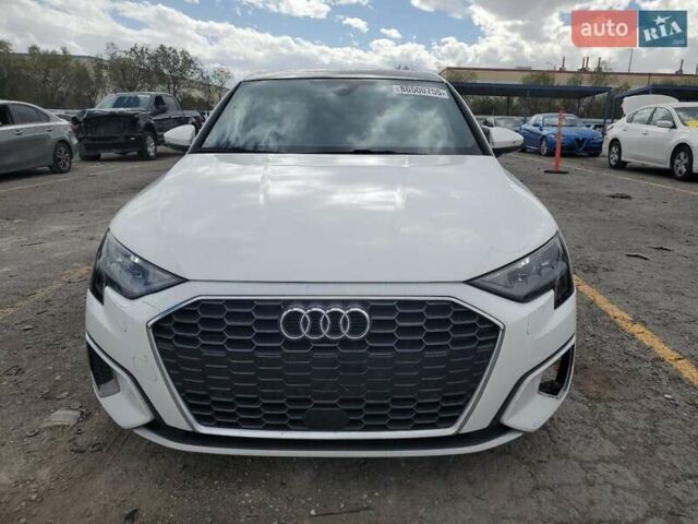 Білий Ауді А3, об'ємом двигуна 2 л та пробігом 36 тис. км за 7000 $, фото 4 на Automoto.ua